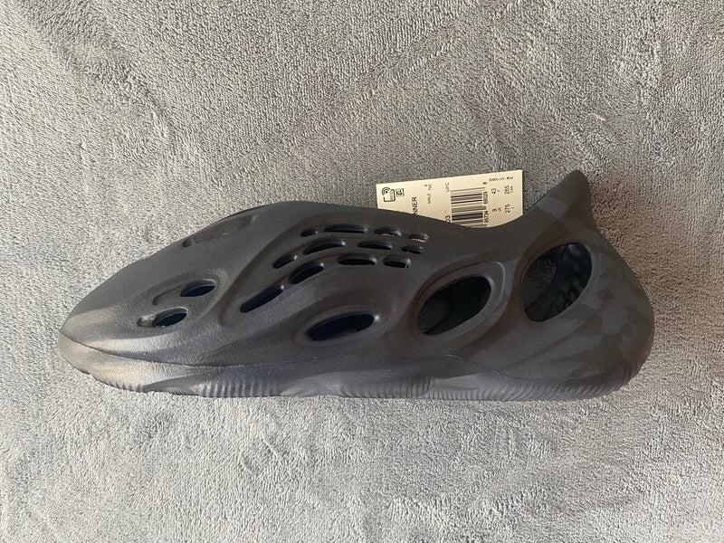 Adidas Yeezy Foam Onyx