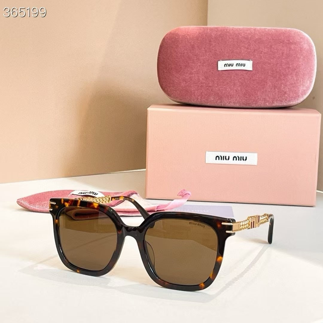 Óculos Miu Miu