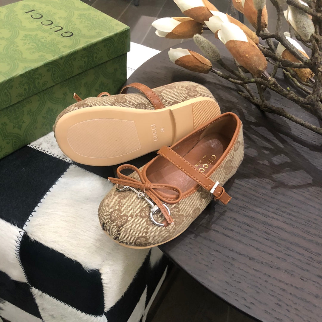 Sapatilha Gucci GG Canvas Marrom Infantil
