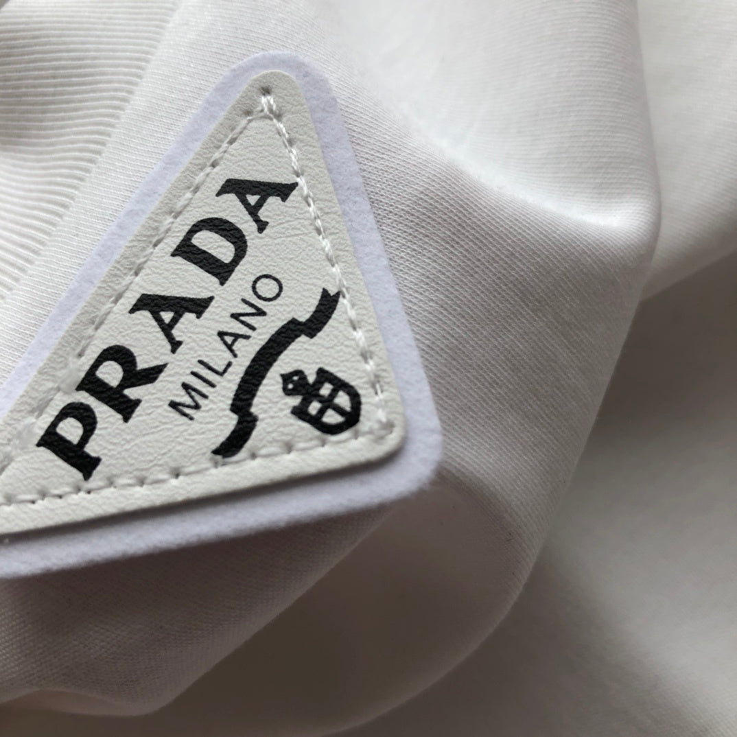 Camiseta Prada