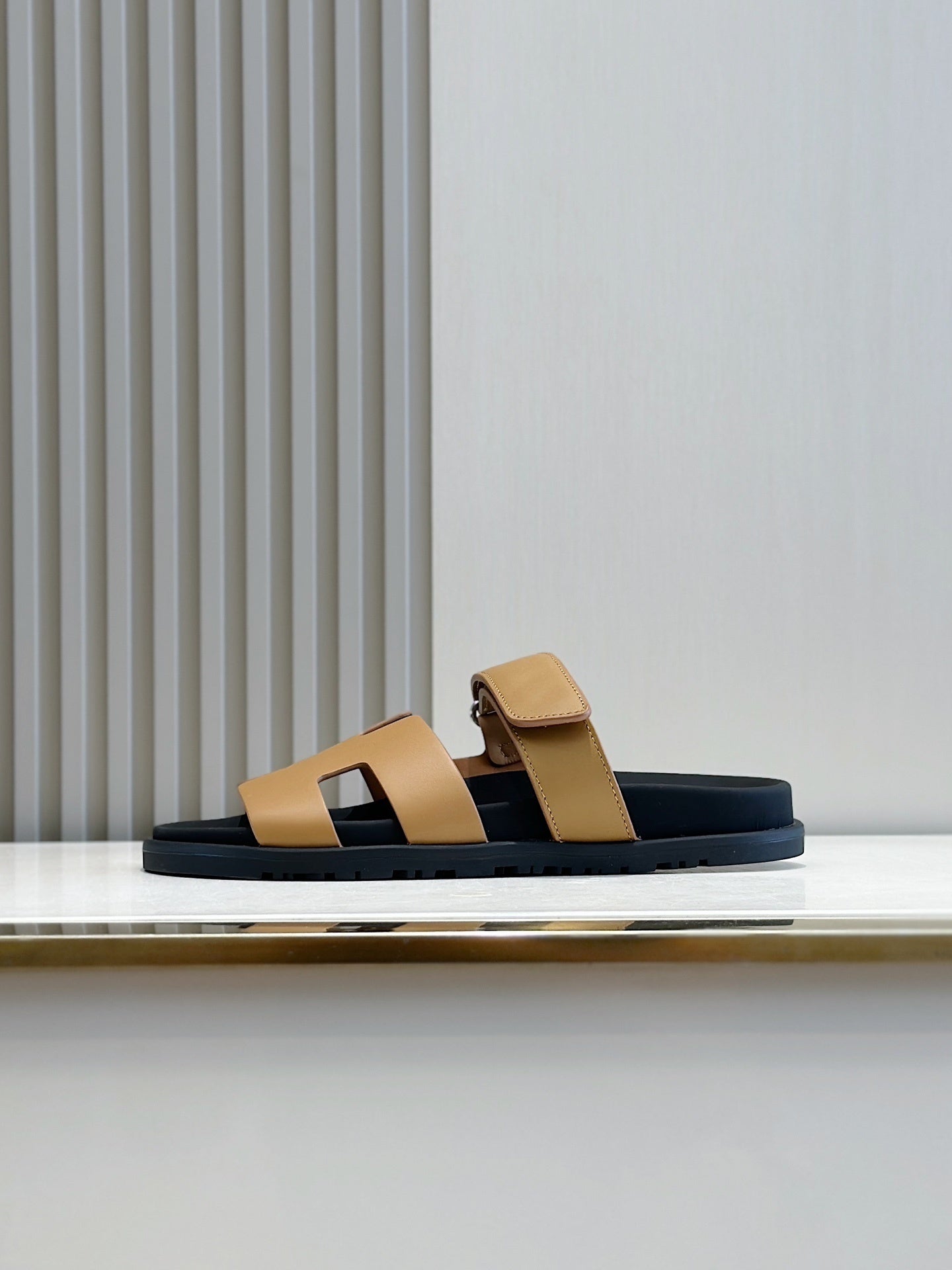 Hermes Chypre Sandal Caramelo