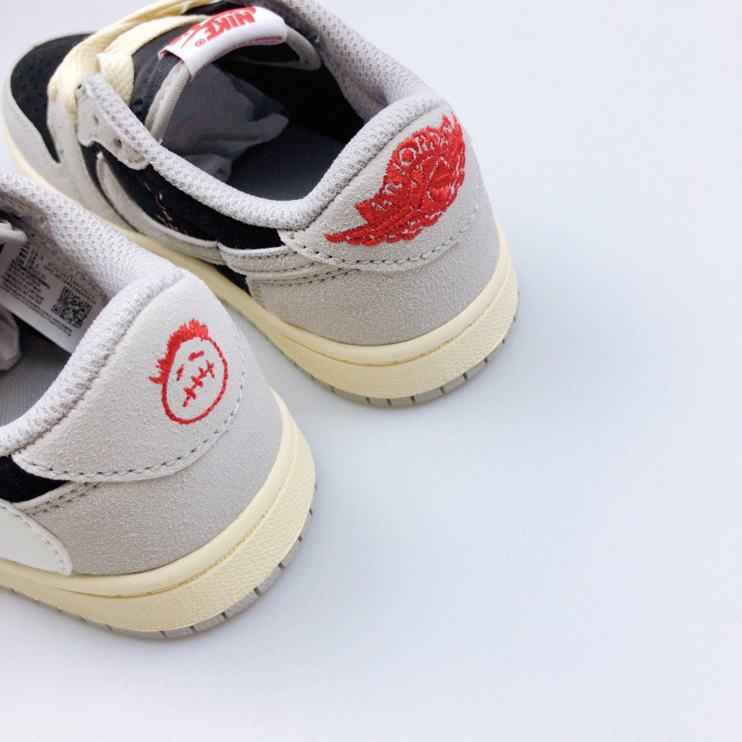 Jordan 1 Retro x Travis Scott Beige Infantil