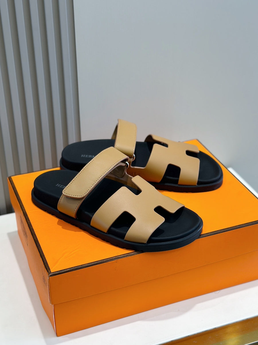 Hermes Chypre Sandal Caramelo