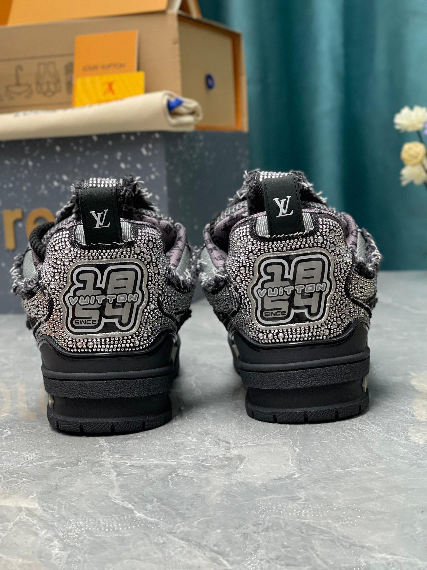 Trainer Skate Black Swarovski Monogran