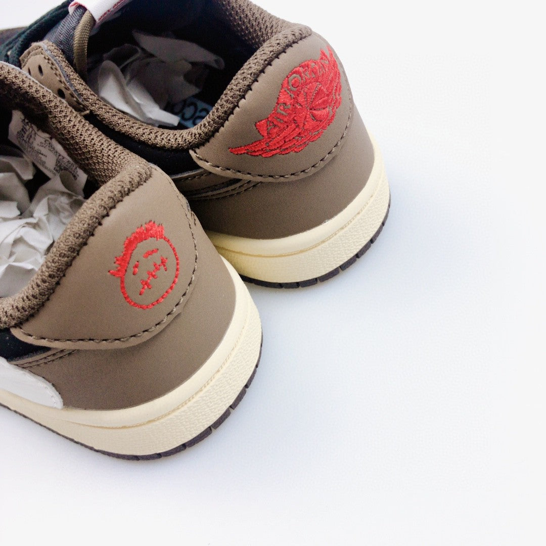 Jordan 1 Retro x Travis Scott Brown Infantil