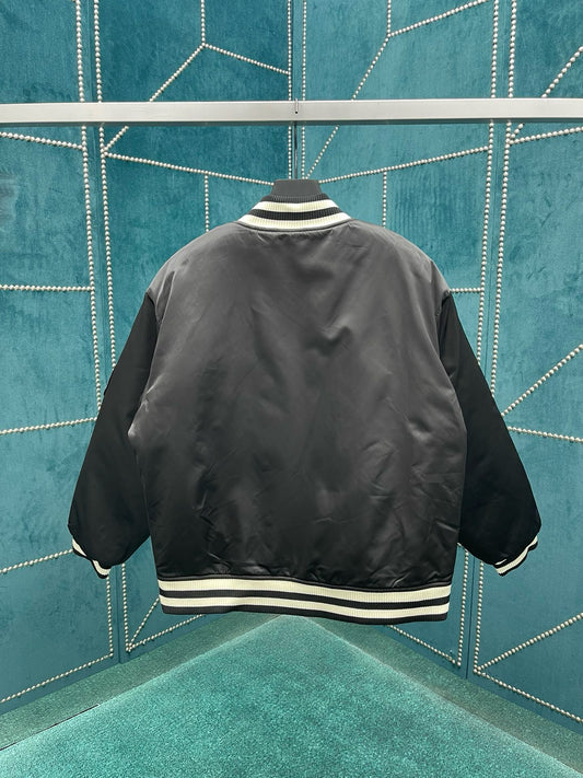 Jaqueta Louis Vuitton Nylon Bordada Lovers