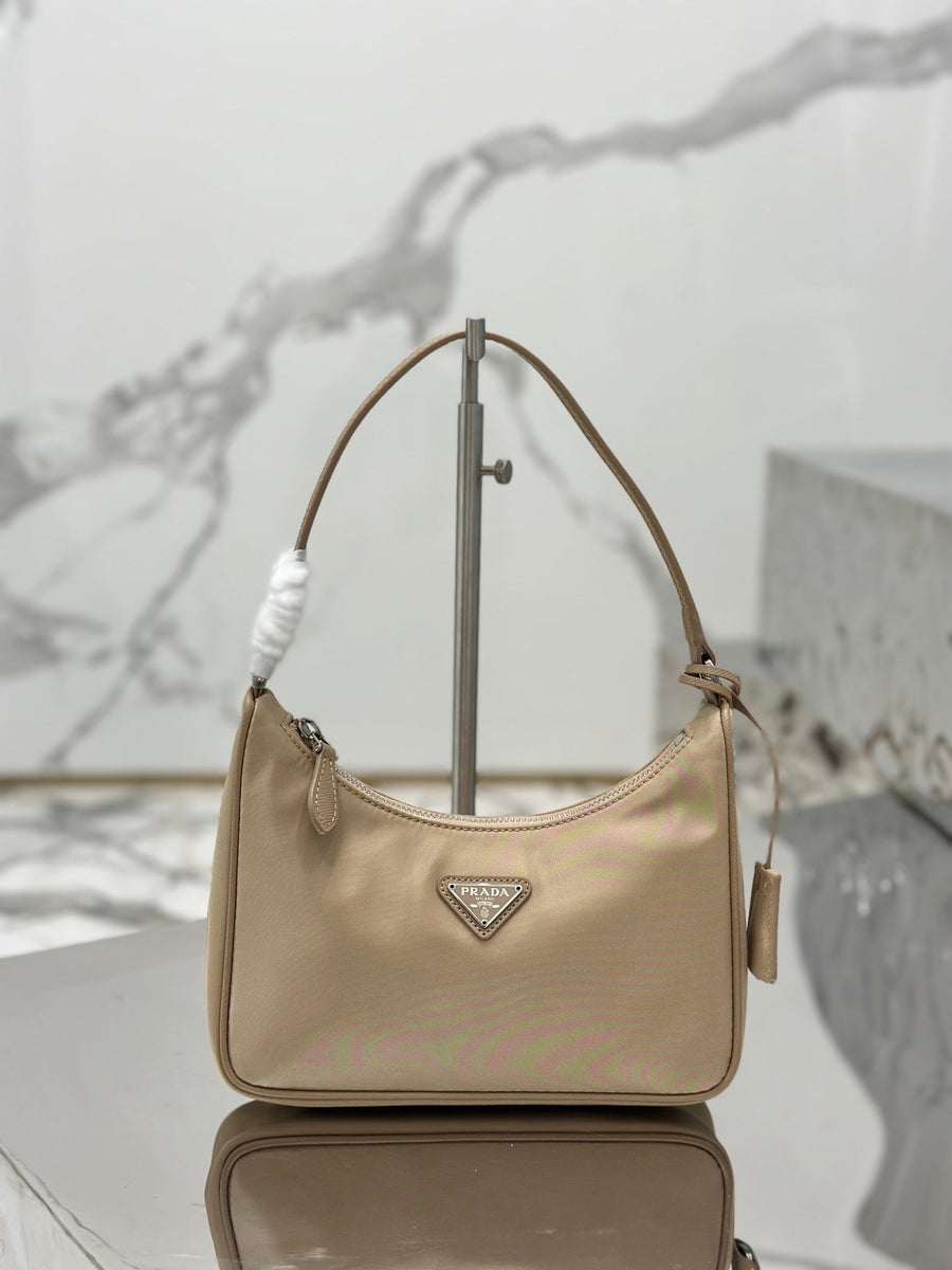 Bolsa Satchel Nylon Preto Mini 20cm