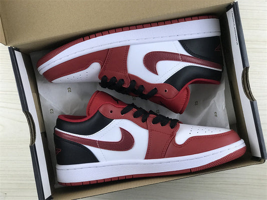 Air Jordan 1 Low Gym Red Black - detalhe do solado