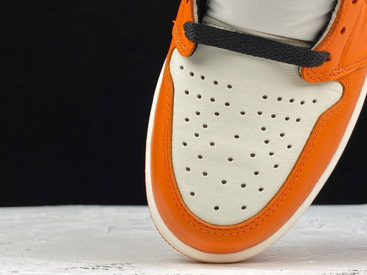 Air Jordan 1 High Reverse Shattered Backboard - detalhe do cadarço