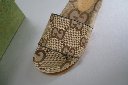 Gucci maxi GG canvas slide sandal