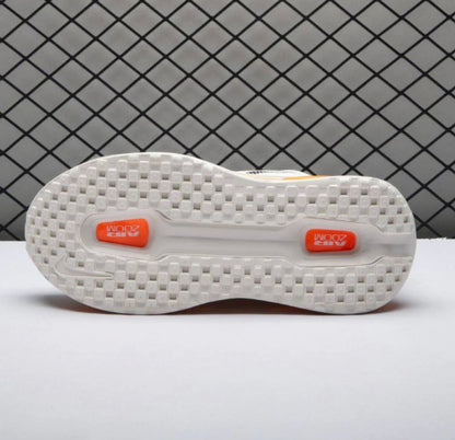 Nike Vomero Premium - Bege/Laranja