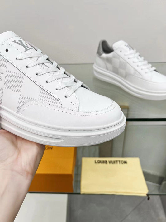 Beverly Hills Louis vuitton