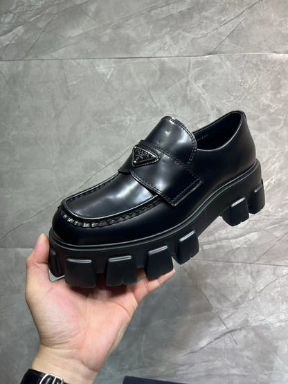 Prada Mocassim