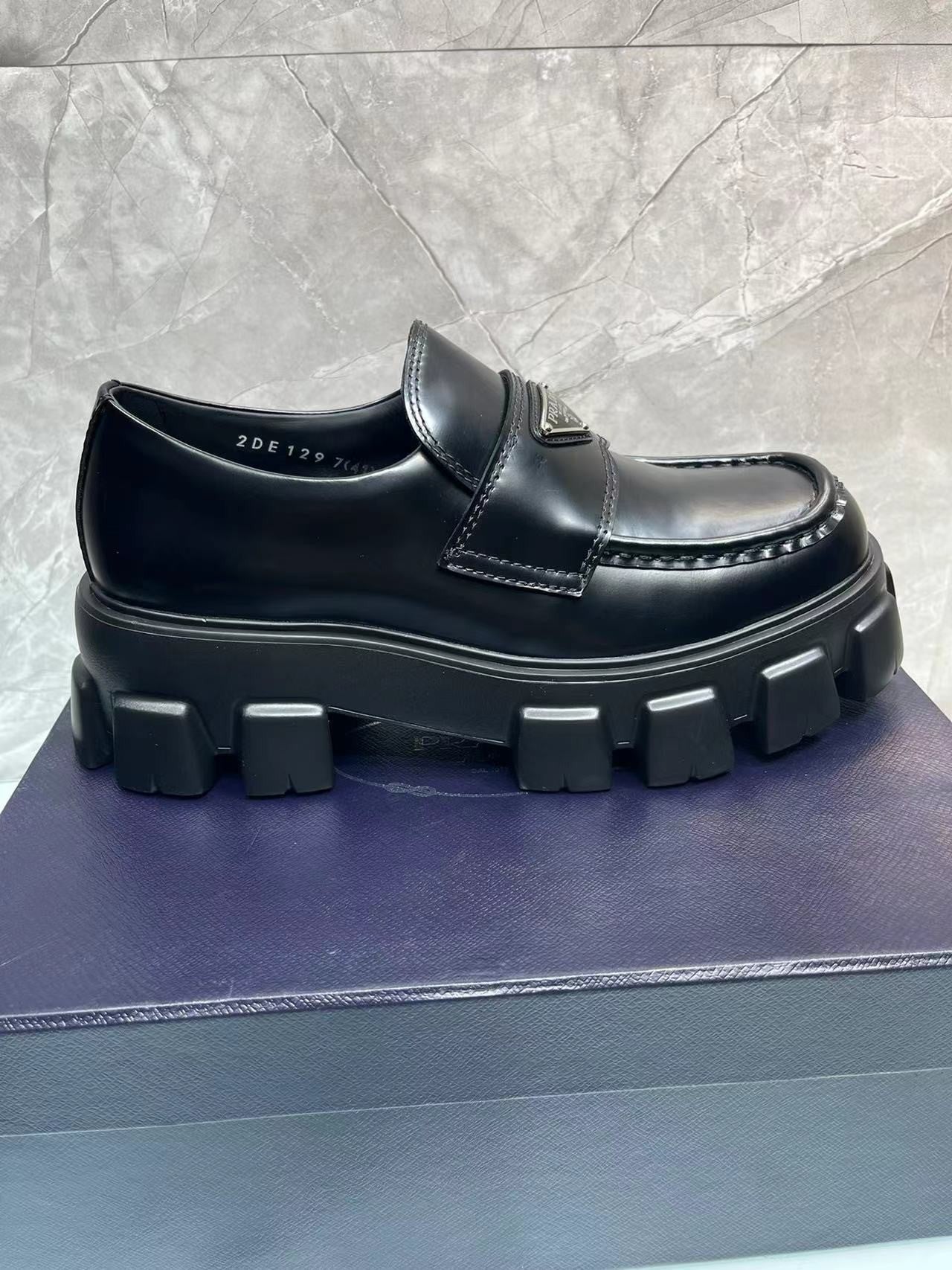 Prada Mocassim