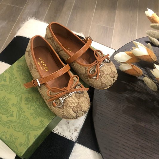 Sapatilha Gucci GG Canvas Marrom Infantil