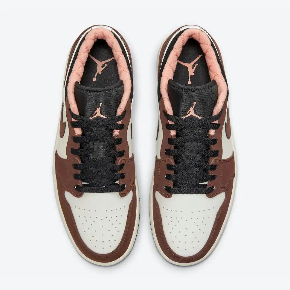 Air Jordan 1 Low Mocha