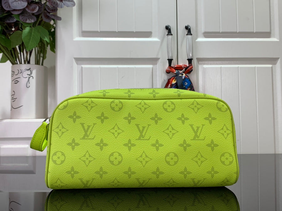 Necessaire Couro Padrão Monograma Geométrico Amarelo Neon