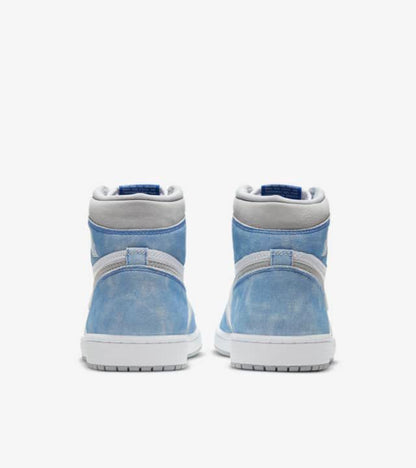Air Jordan 1 Retro High Hyper Royal