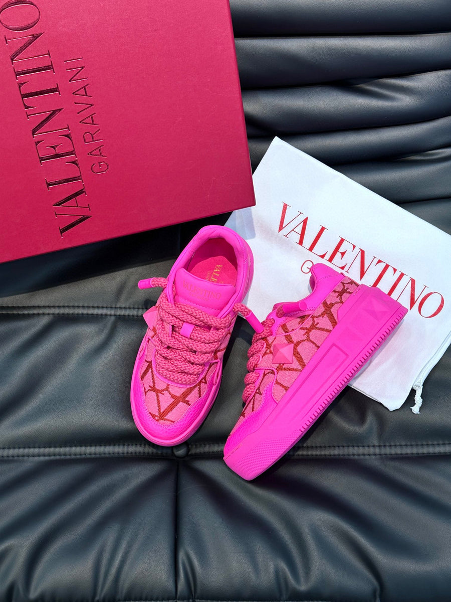 Tênis Couro Rosa Pérola Spike Frontal Prata