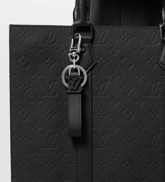 Chaveiro Aerogram Key Holder and Bag Charm