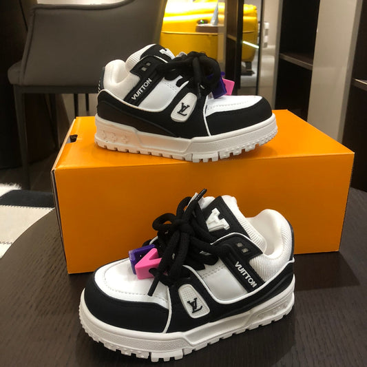 Trainer Maxi LV Black Infantil