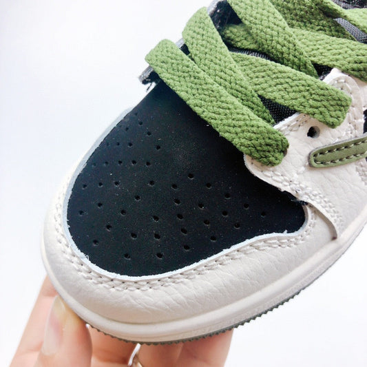 Jordan 1 Retro x Travis Scott Black and Green Infantil
