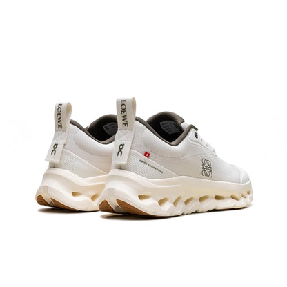 Tênis On X Loewe Cloudtilt 2 “white Khaki”