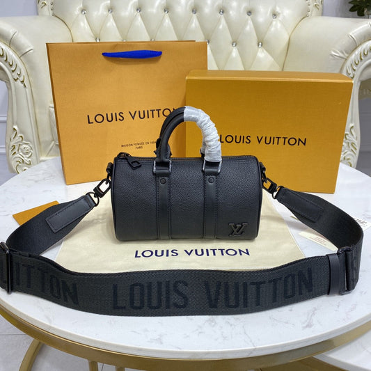 Bolsa Viagem Couro Preto Alça Ajustável Tamanho Extra Pequeno