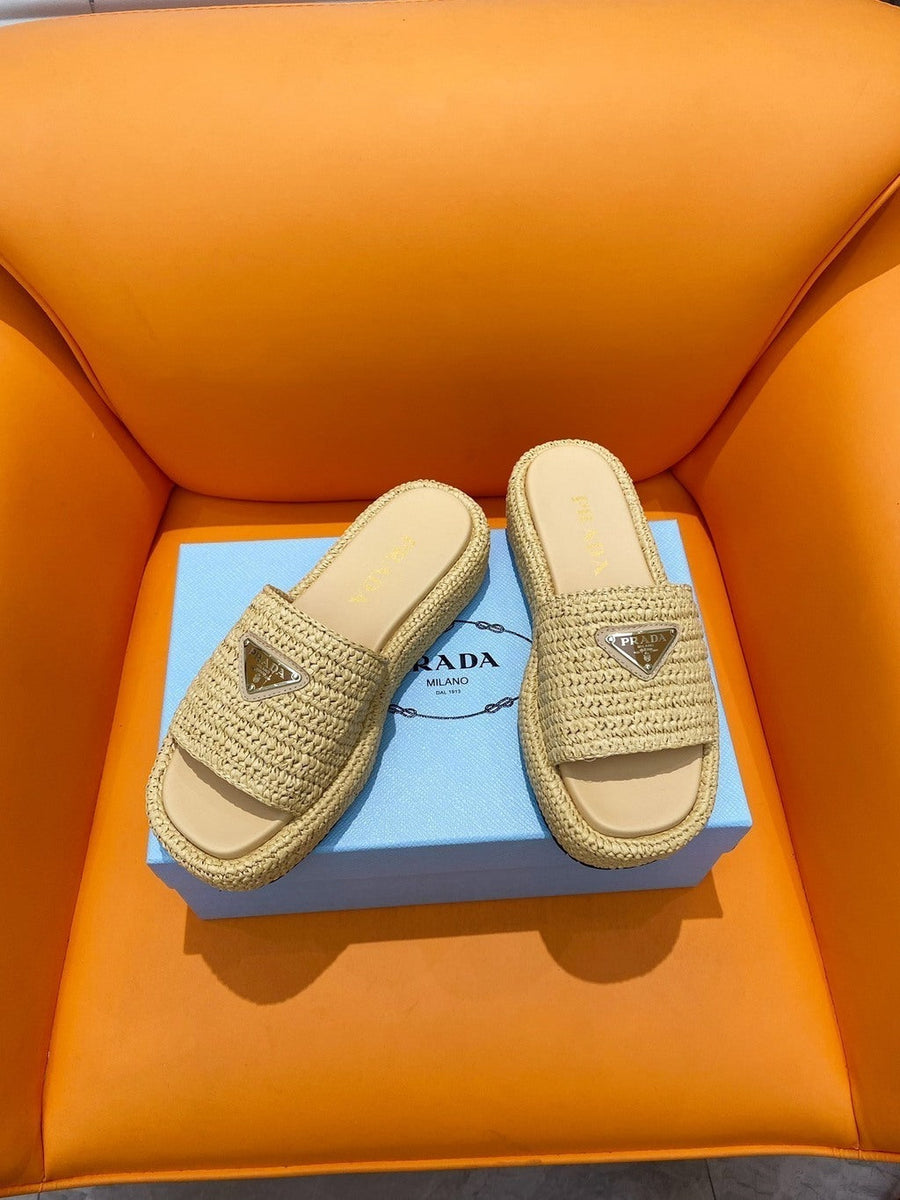 Sandália Flatform Crochê Natural Tira Frontal