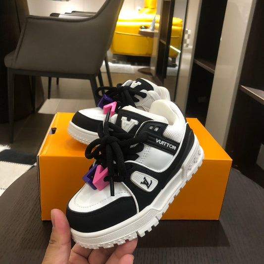 Trainer Maxi LV Black Infantil