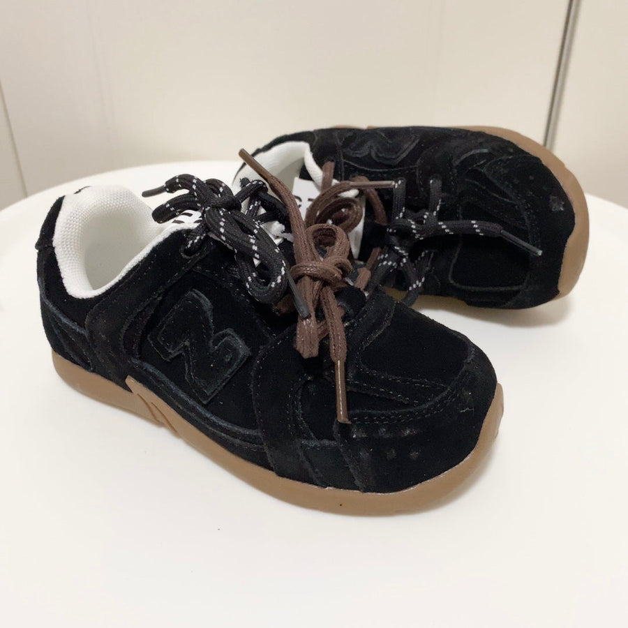 Tênis Infantil Runner Malha Preto Detalhe Lateral