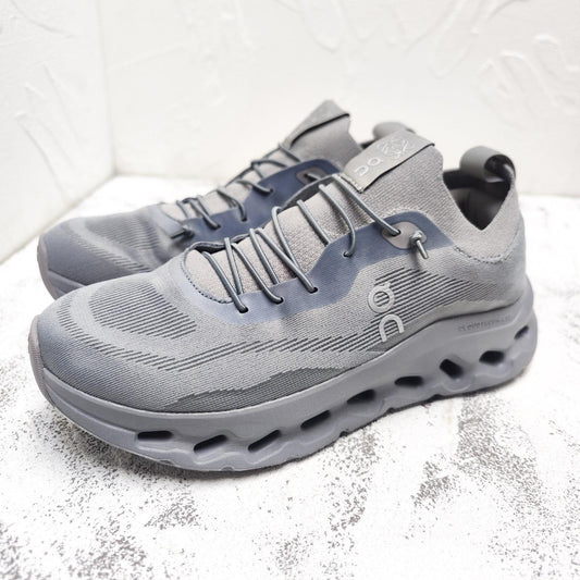 LOEWE x On Cloudtilt Grey