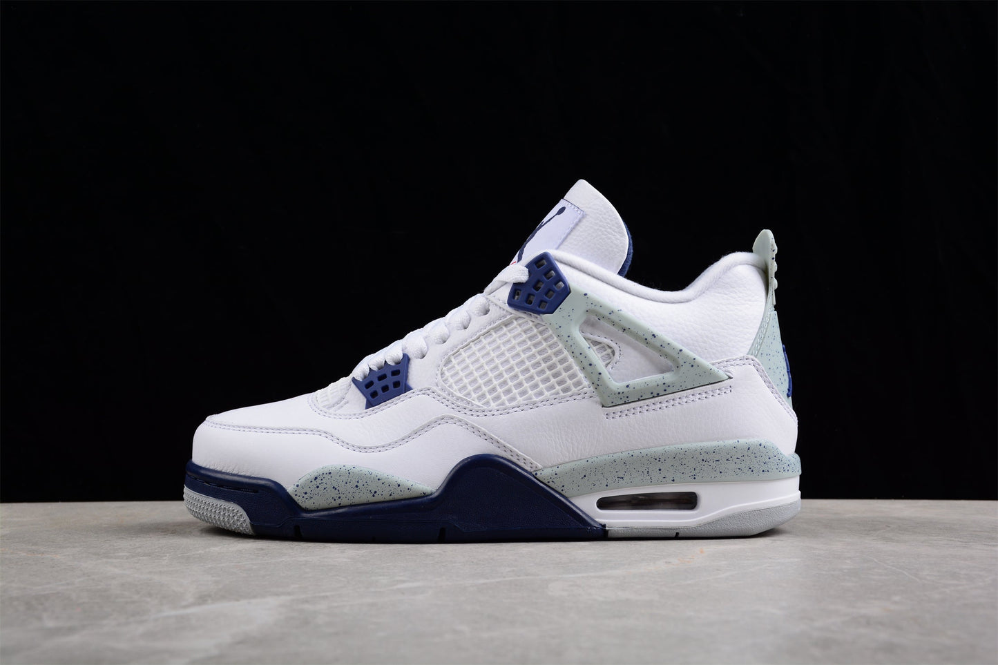 Air Jordan 4 Retro "Midnight Navy"
