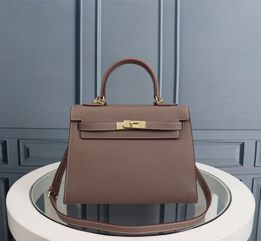 Bolsa Satchel Couro Estruturada com Alça Superior