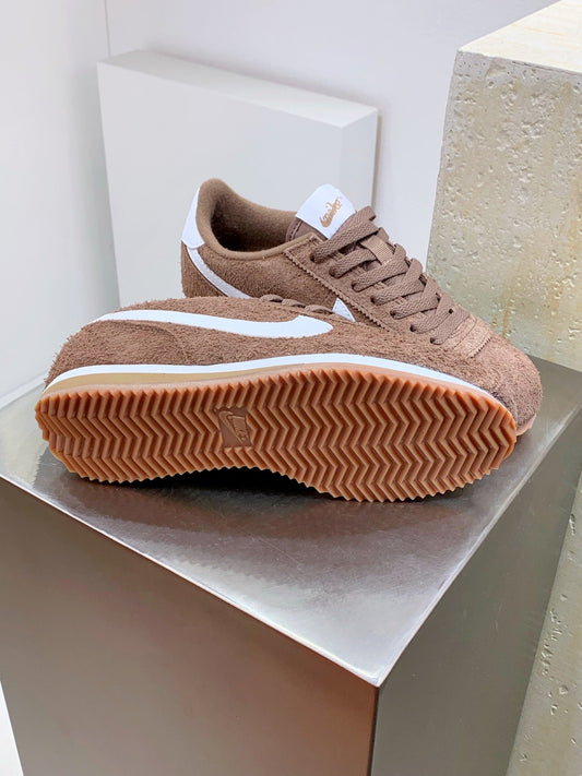 Nike Cortez Vintage Medium Curry