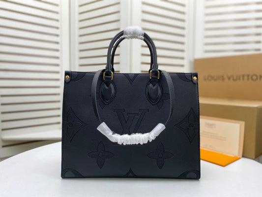 Bolsa Tote Couro Padrão Monograma Geométrico Marrom Tamanho Médio