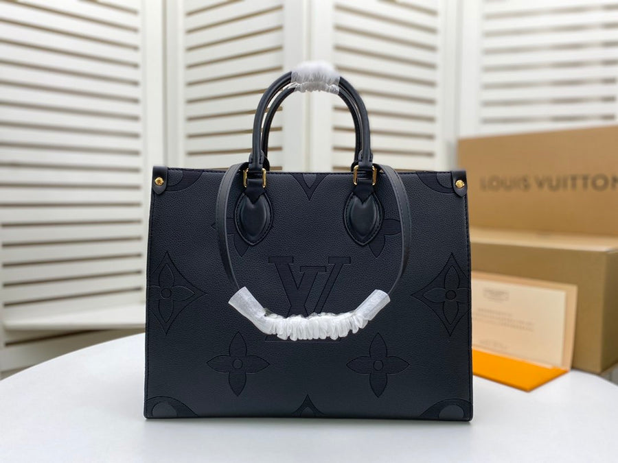 Bolsa Tote Couro Padrão Monograma Geométrico Marrom Tamanho Médio