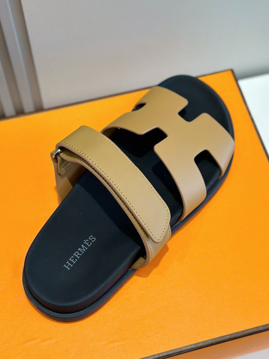 Hermes Chypre Sandal Caramelo