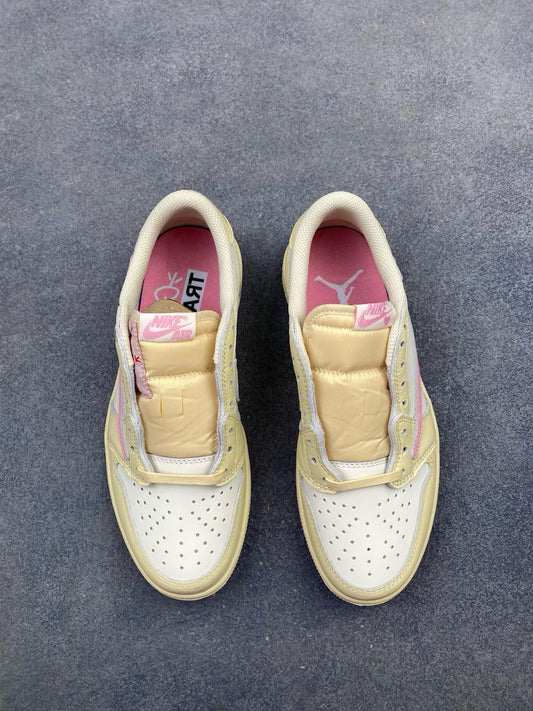 TRAVIS SCOTT X AIR JORDAN 1 LOW “SHY PINK”