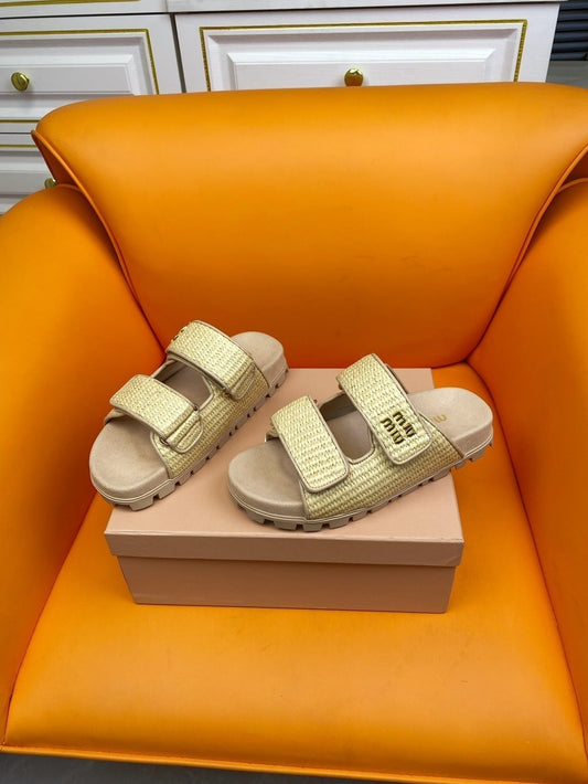 MIU MIU Flat Sandal
