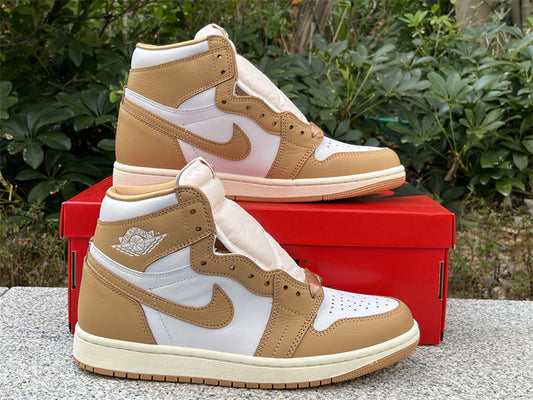Air Jordan 1 High OG Praline - vista lateral