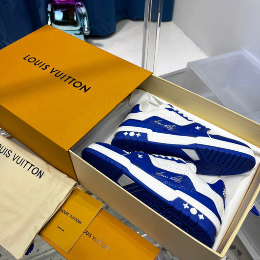 Trainer #54 White/Blue