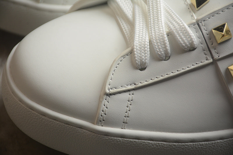 Valentino Rockstud Untitled White Gold