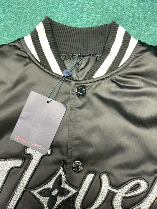 Jaqueta Louis Vuitton Nylon Bordada Lovers