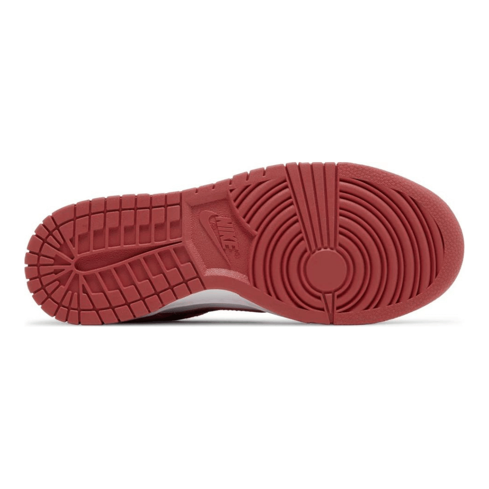 Nike Dunk Low Valentine’s Day (2024)