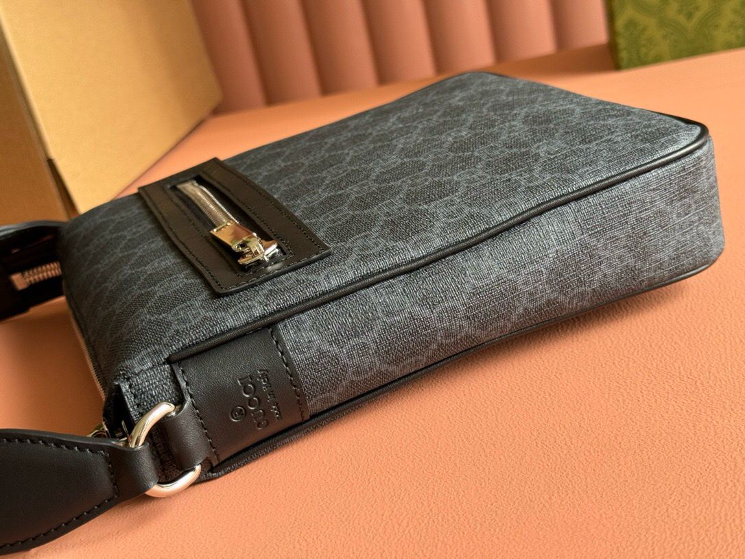 GUCCI SMALL GG CROSSBODY BAG