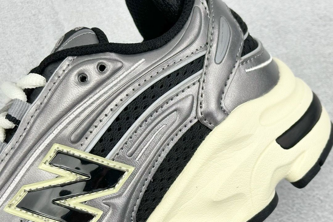 New Balance 1000 Silver Metalic