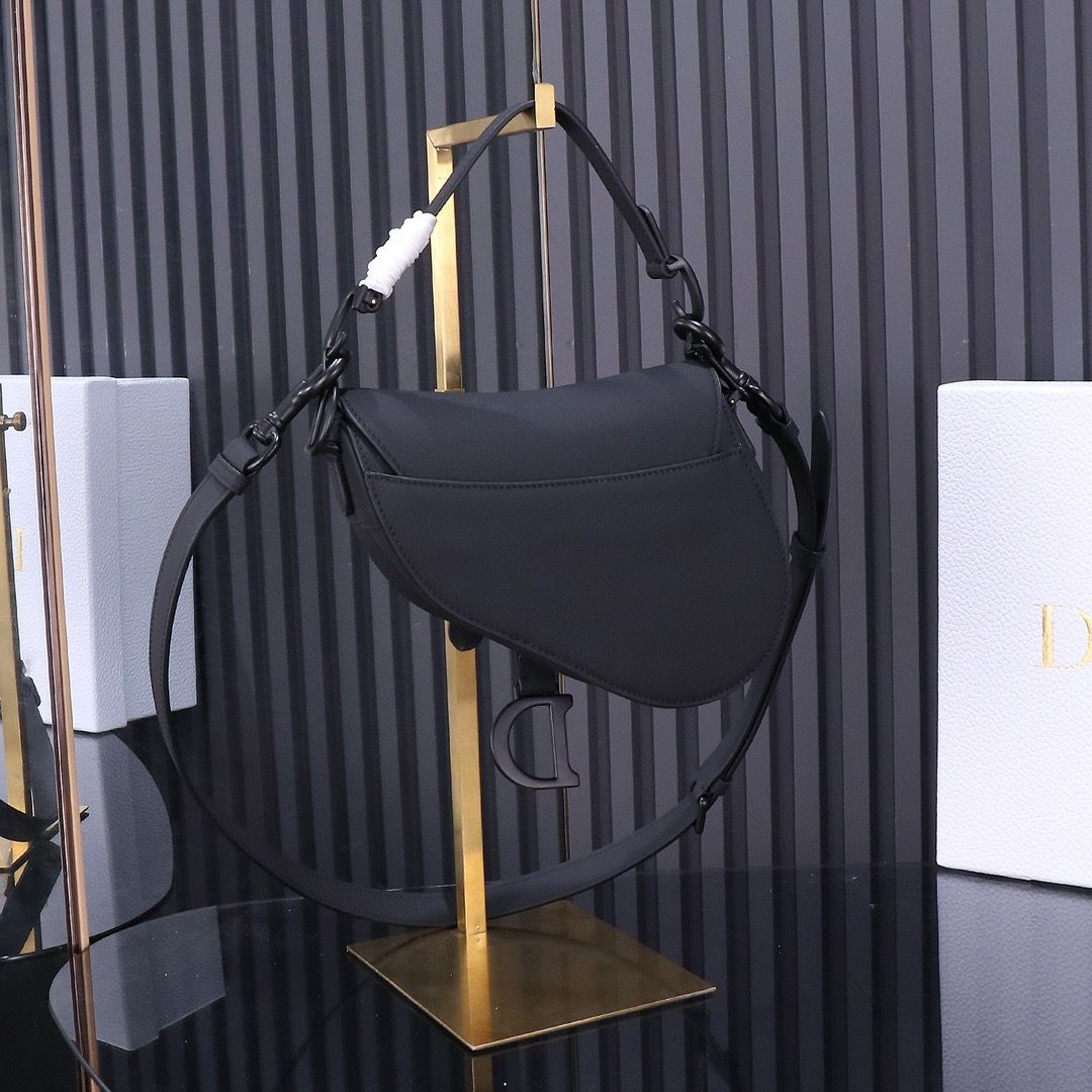 Bolsa Saddle Oblique Embroidery Black