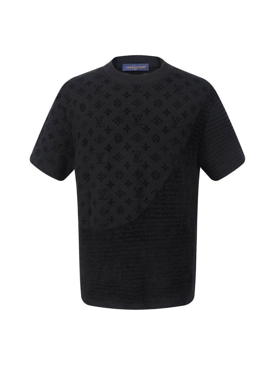 Camiseta Jacquard Padrão Monograma Geométrico