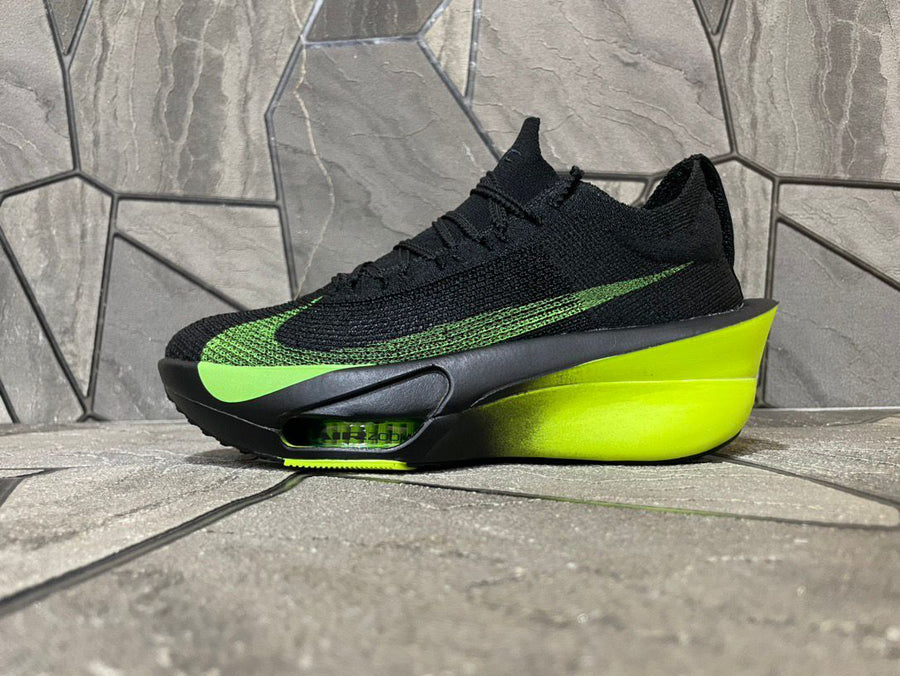 Tênis Runner Malha Preto Detalhe Verde